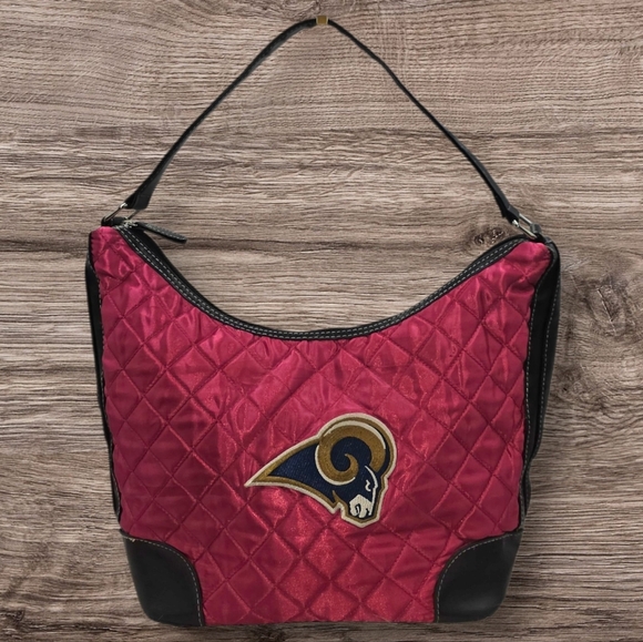 🏈 Game Day Ready! LA Rams Quilted Pink Shoulder Bag 🏈"game day" accessory - Picture 1 of 6